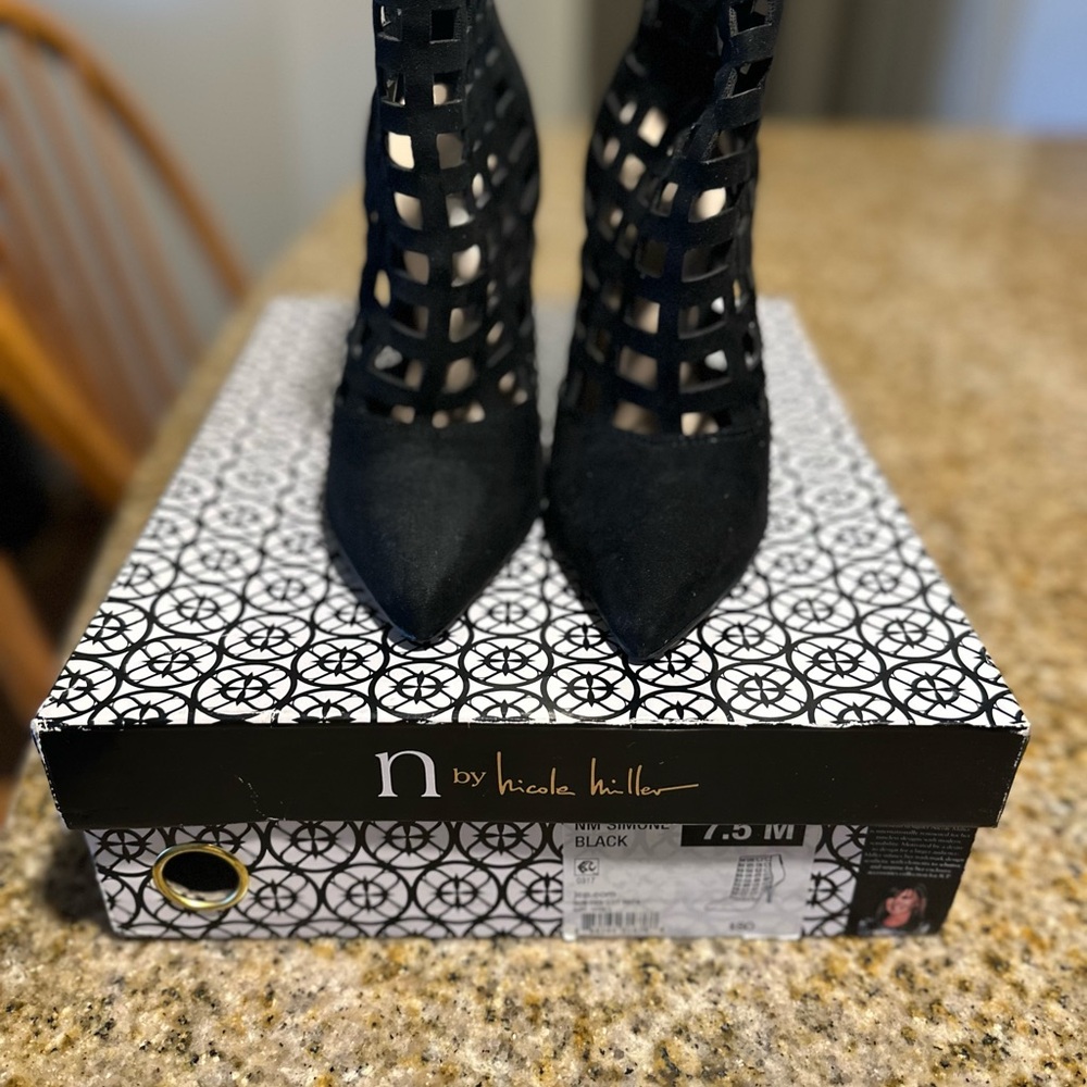 7.5 Black Nicole Miller Boot High Heels